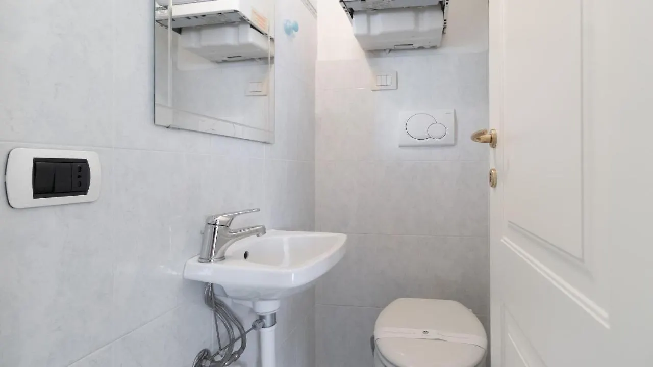 Italianway - Gaudio 15 Apartment Sanremo 0*,